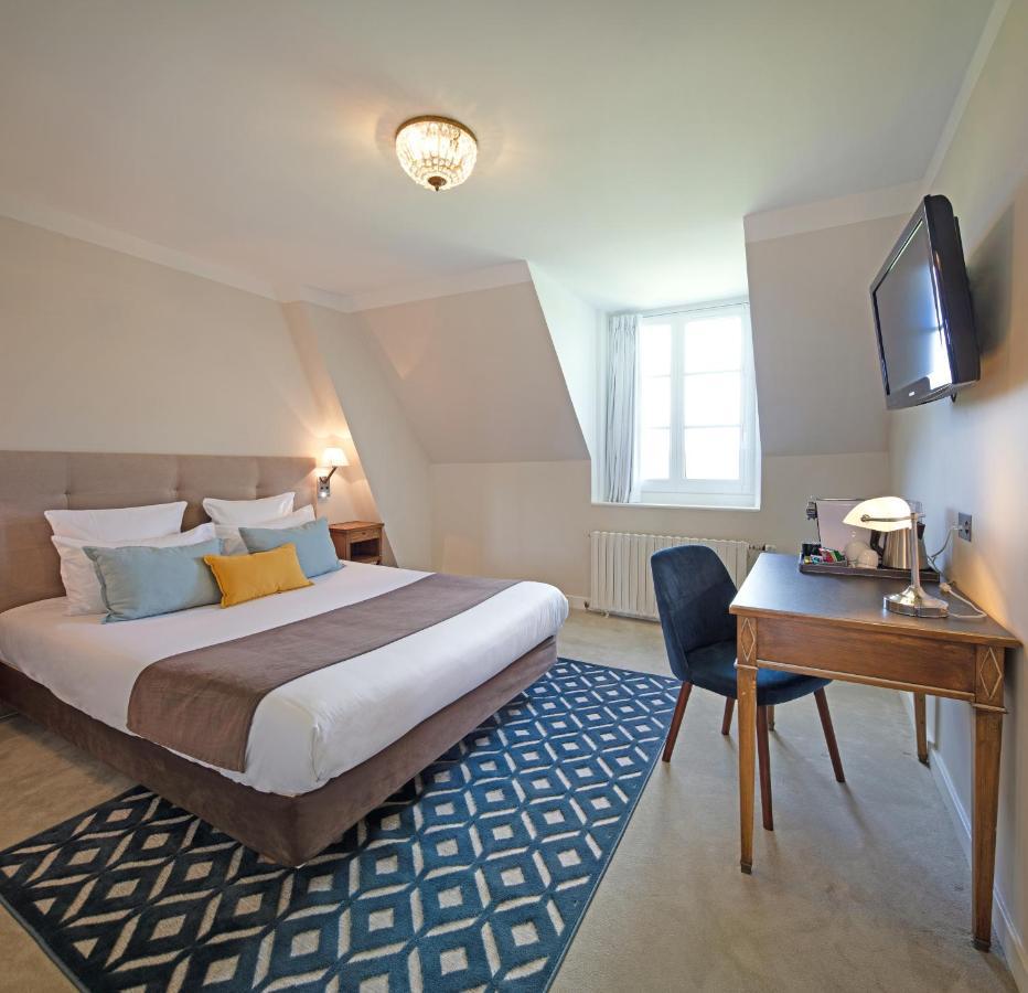 Hotel De Boisgelin Plehedel Экстерьер фото