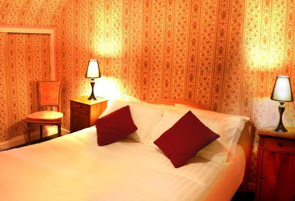 Hotel De Boisgelin Plehedel Экстерьер фото