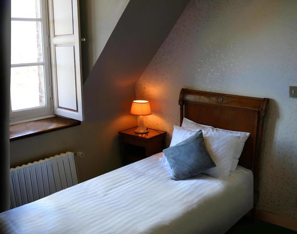 Hotel De Boisgelin Plehedel Экстерьер фото